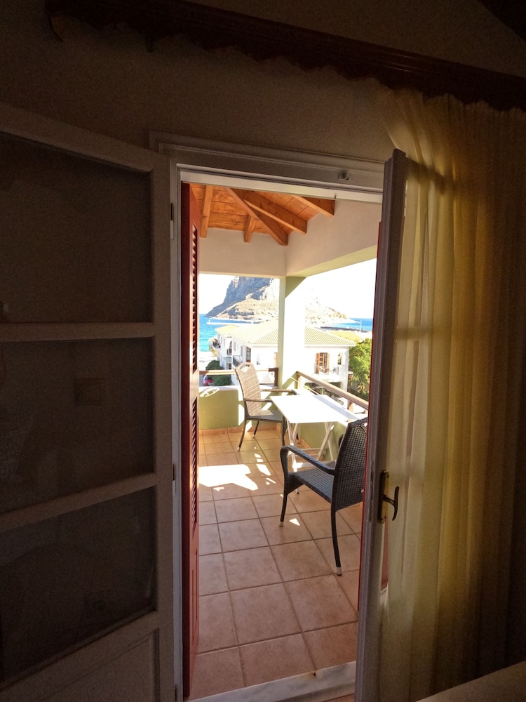 The Flower Of Monemvasia 19/50