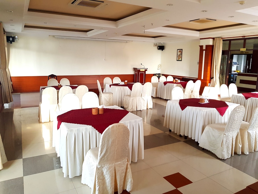 Hau Giang Hotel 29/30