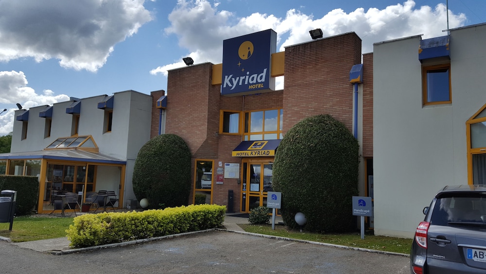 KYRIAD CHANTILLY 2/65