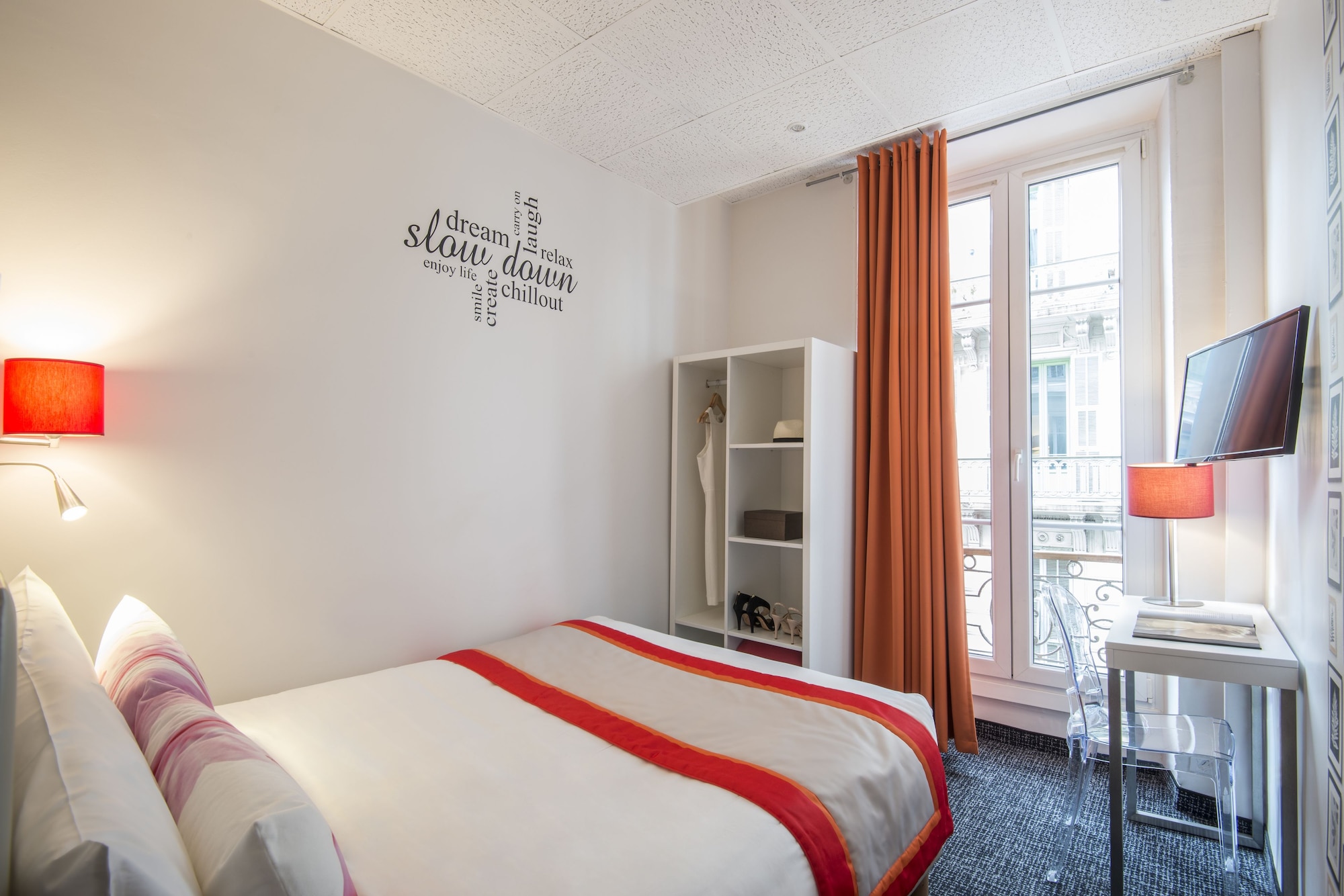 ROOM, SINGLE, SINGLE BED