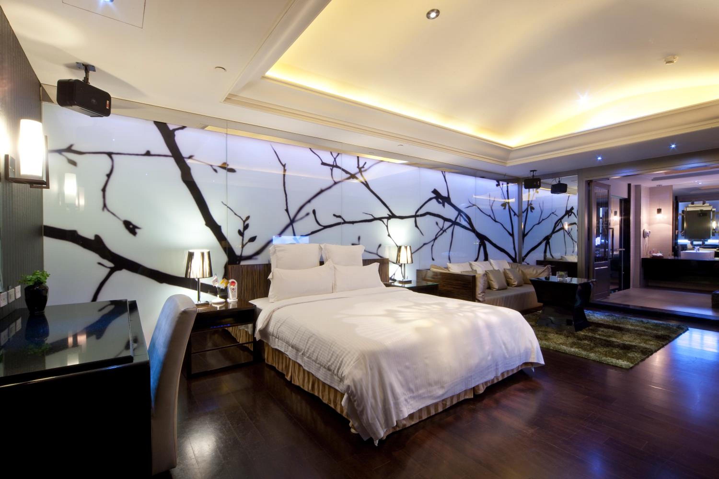 Deluxe, Double Bed