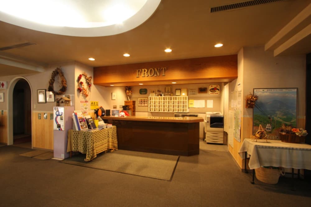 Kitashiga Holiday Inn 4/27