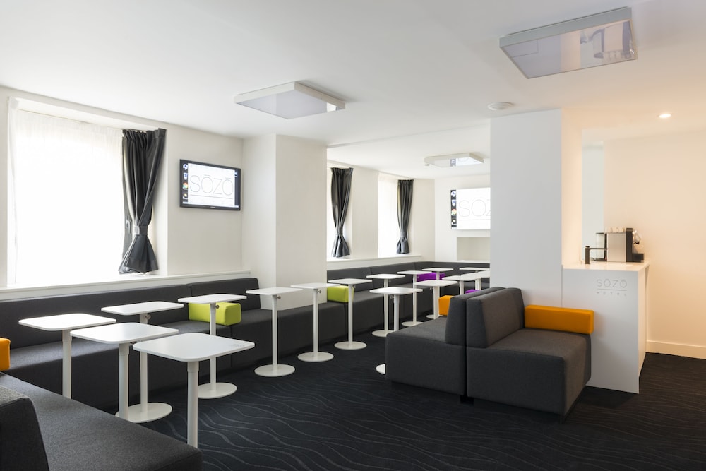 lounge