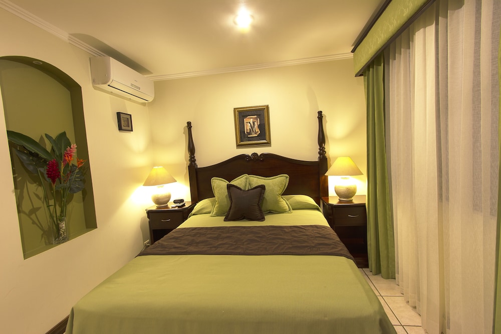 Hotel Iguana Verde 16/34