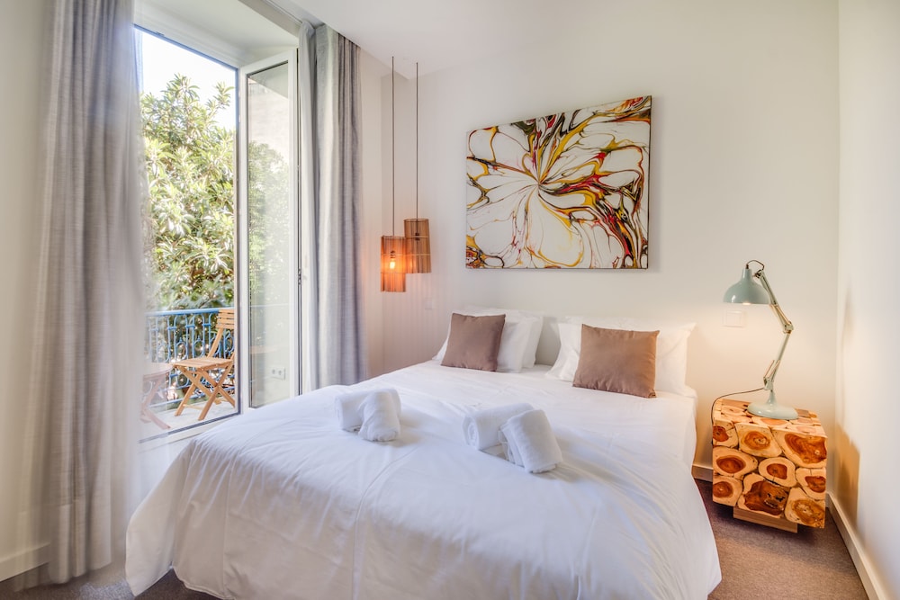 ROOM, DOUBLE BED, BALCONY