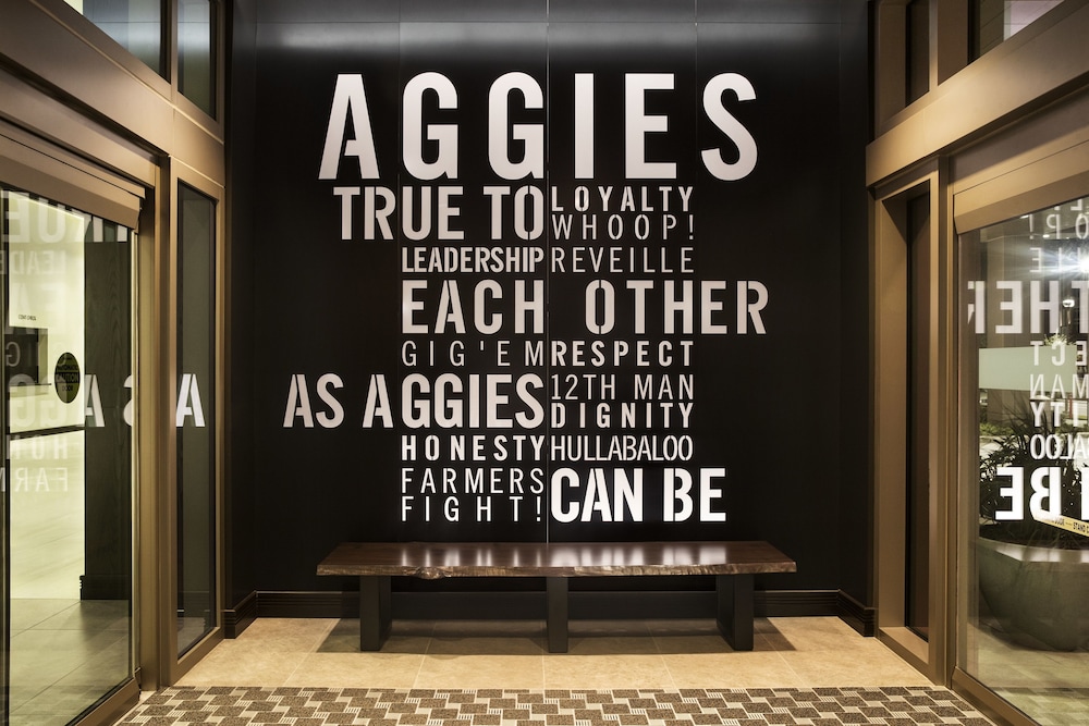 Texas A&M Hotel And Conference Center 28/63