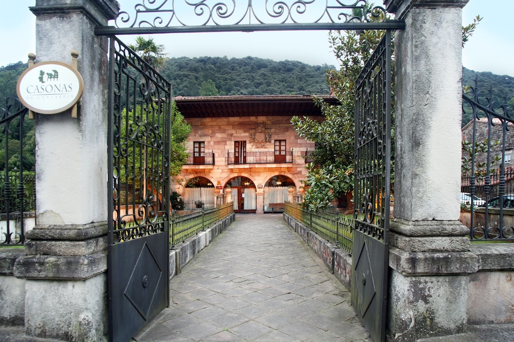 Domus Selecta Palacio Guevara 2/54