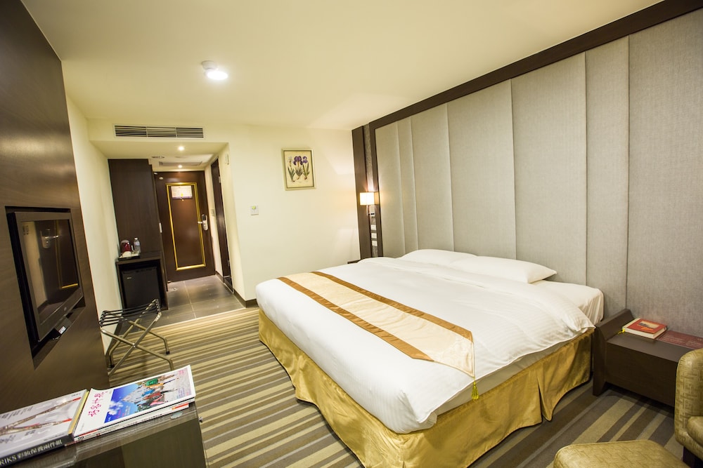 Hotel Bonza 42/63
