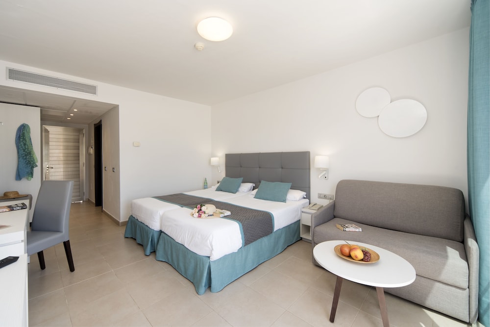 Hotel Las Costas 20/65