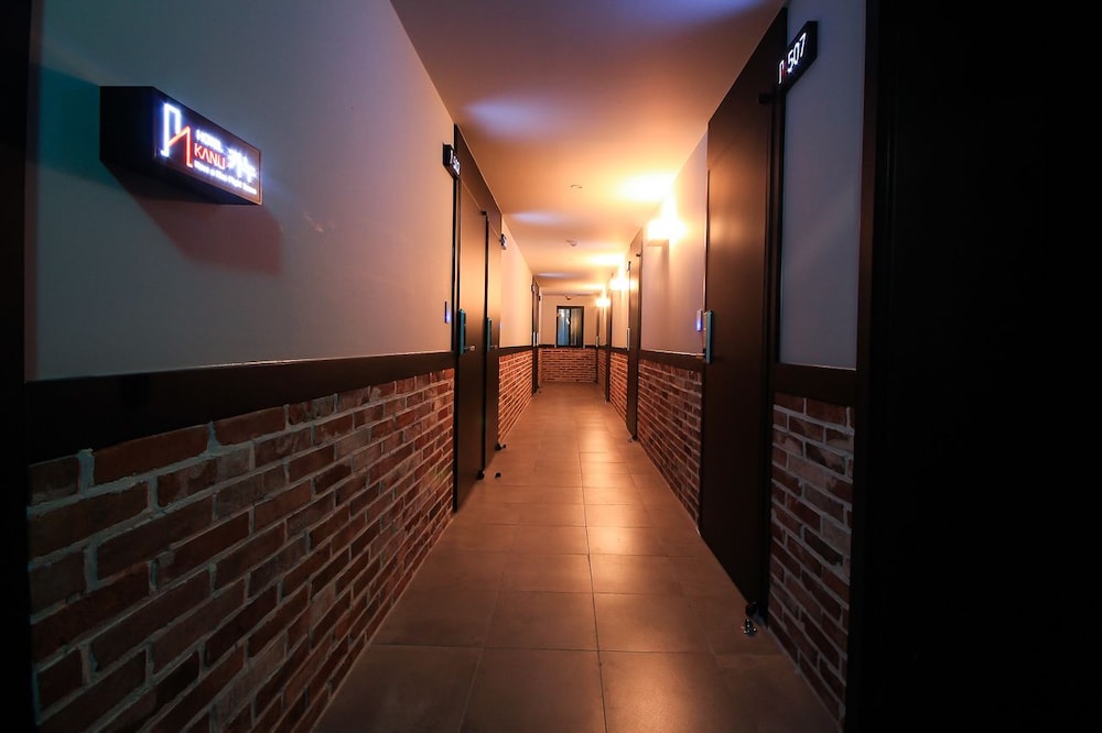 Kanu Hotel 23/29