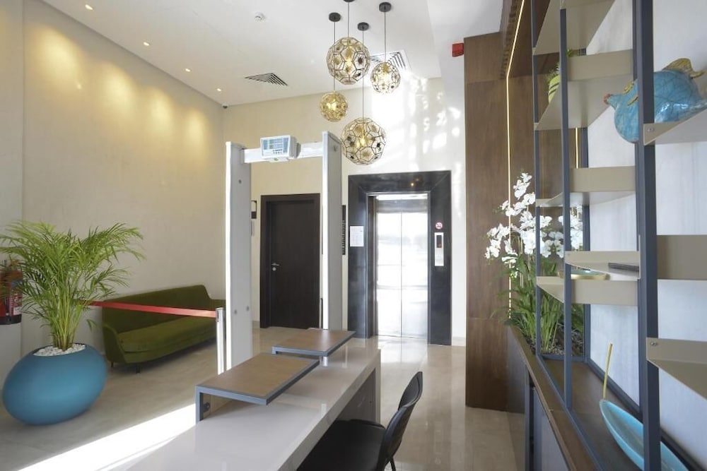 Maia Hotel Suites 31/44