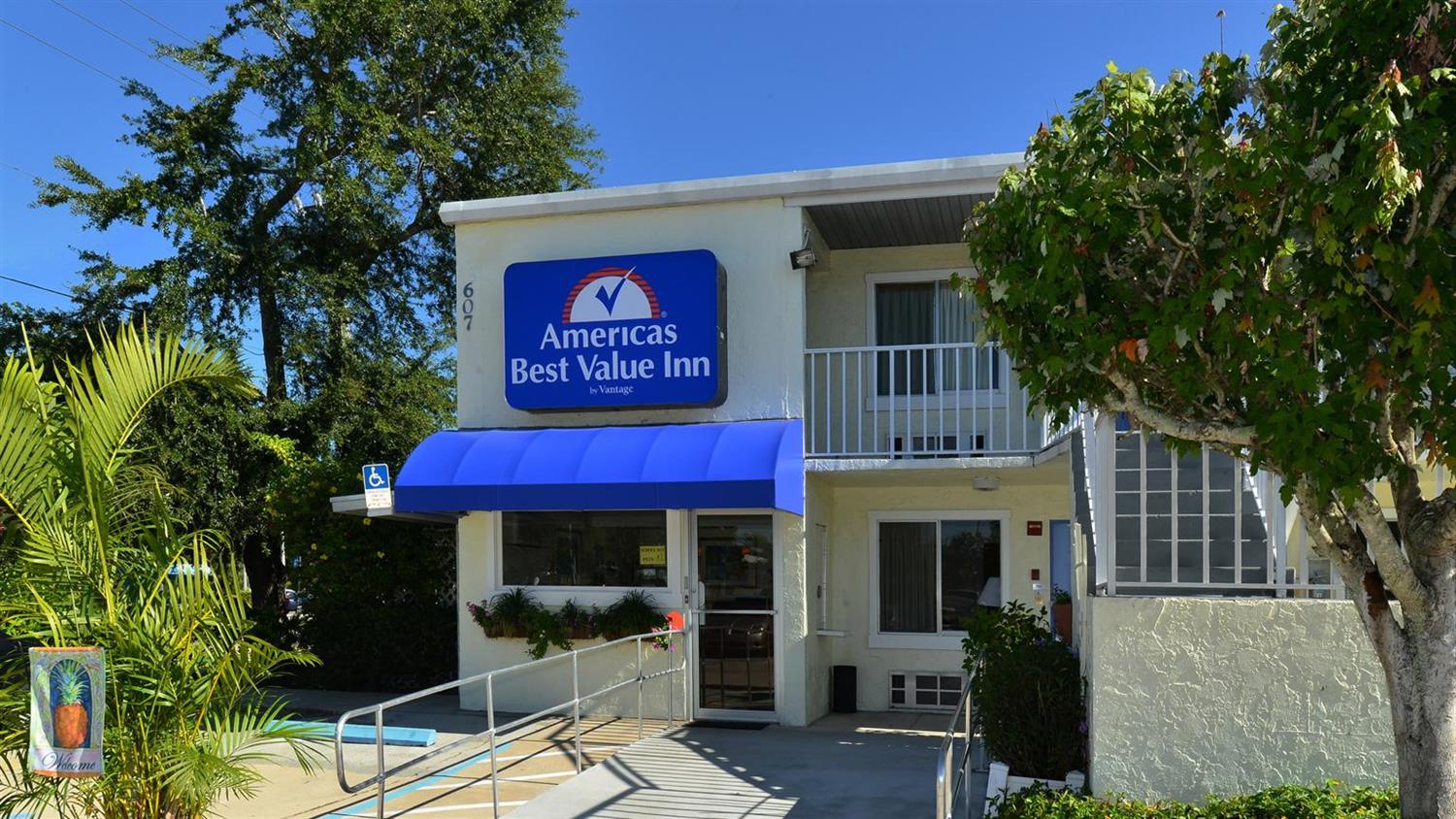Americas Best Value Inn Bradenton Sarasota 23/27