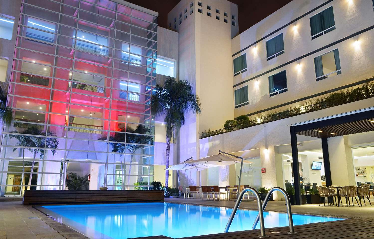 Sheraton Leon 8/15