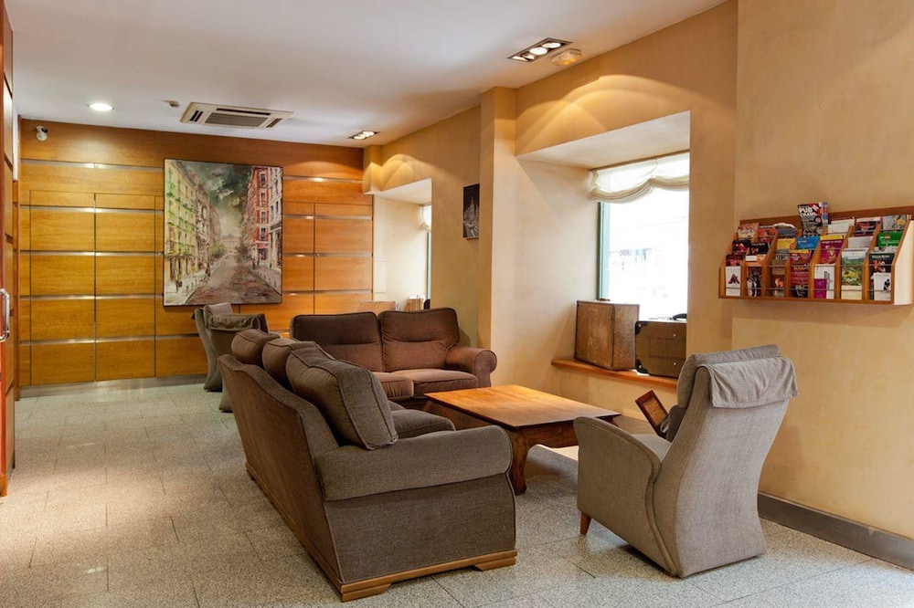 Hotel Ateneo 25/31