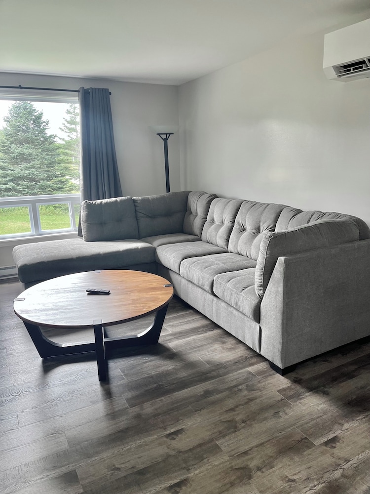 Stay in Gros Morne 25/50