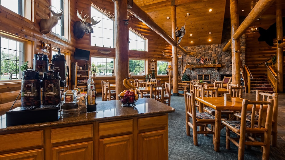 Best Western Northwoods Lodge 33/39