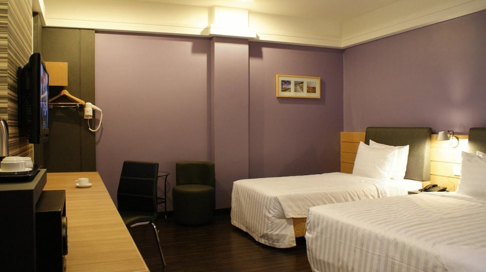 De Hotel 10/28