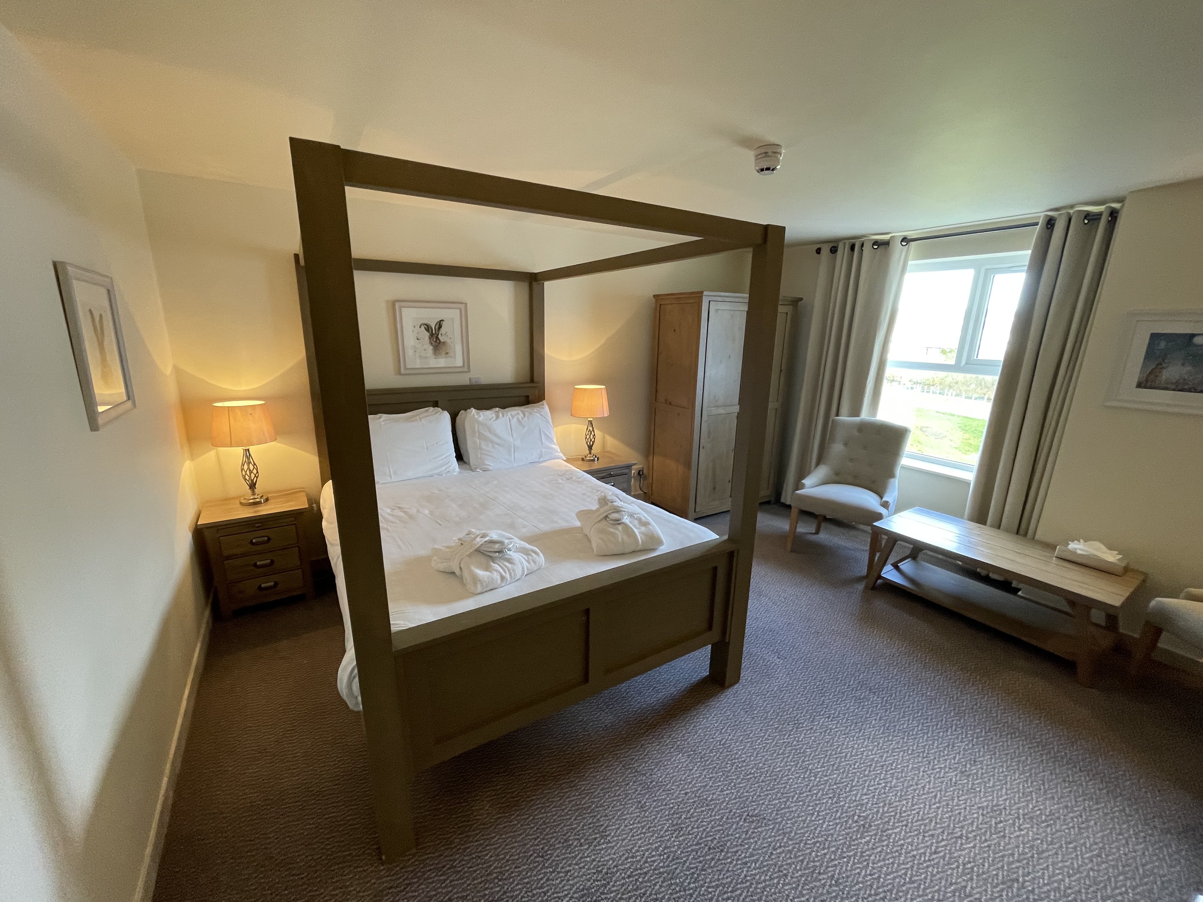 Comis Hotel and Golf Resort 7/50