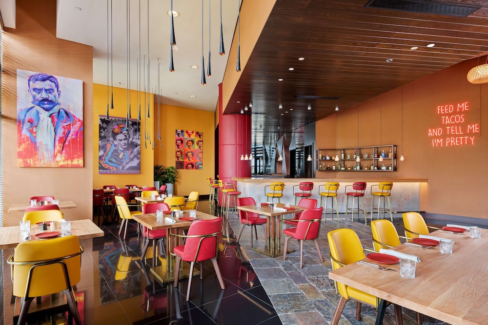 restaurant cafeteria