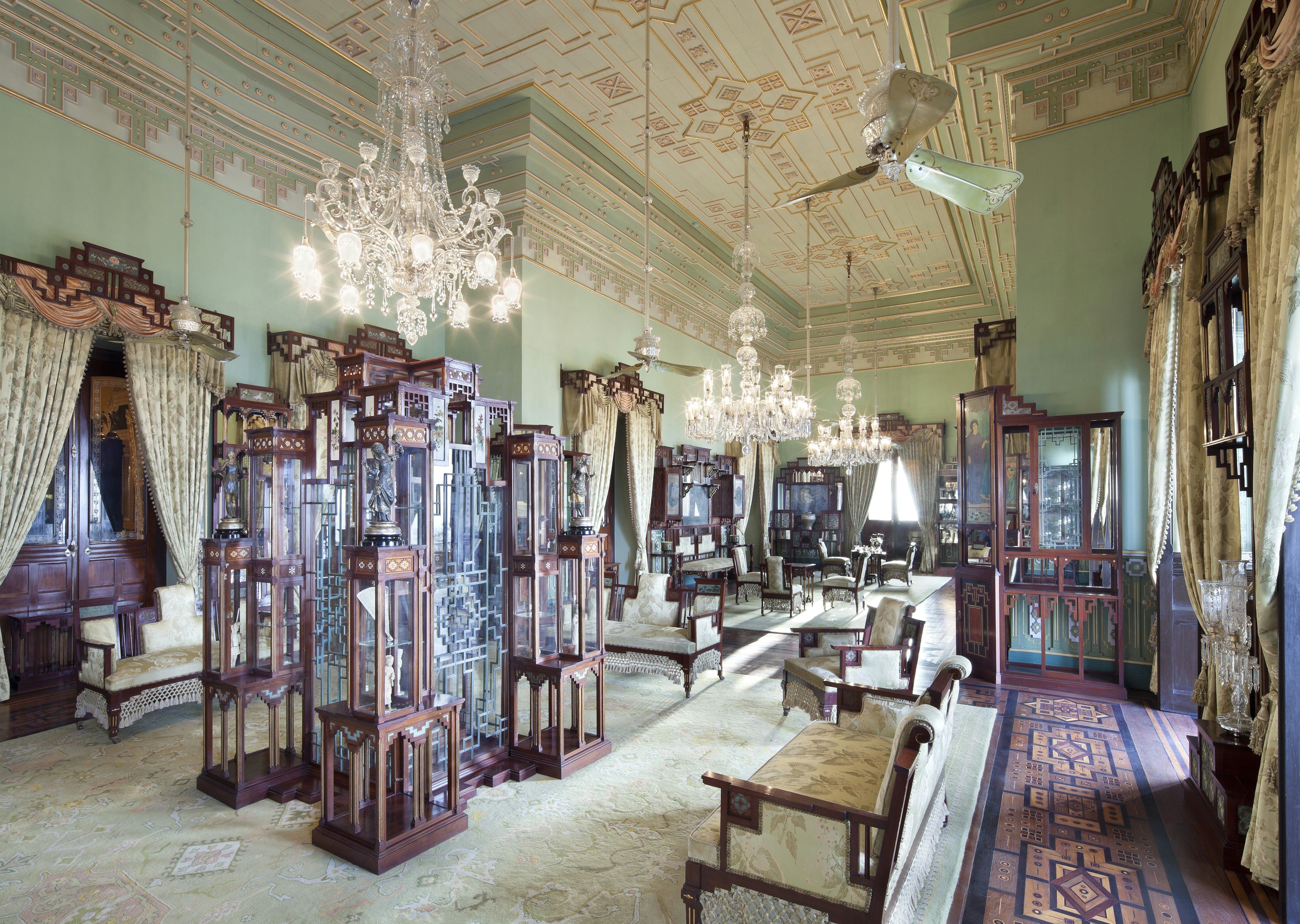 TAJ FALAKNUMA PALACE 49/81