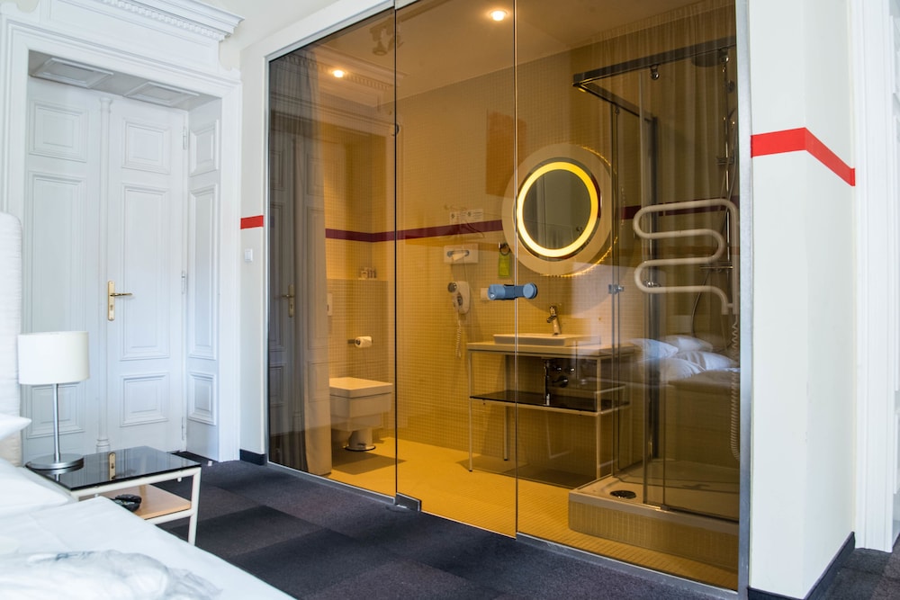 Home Aparthotel 30/58