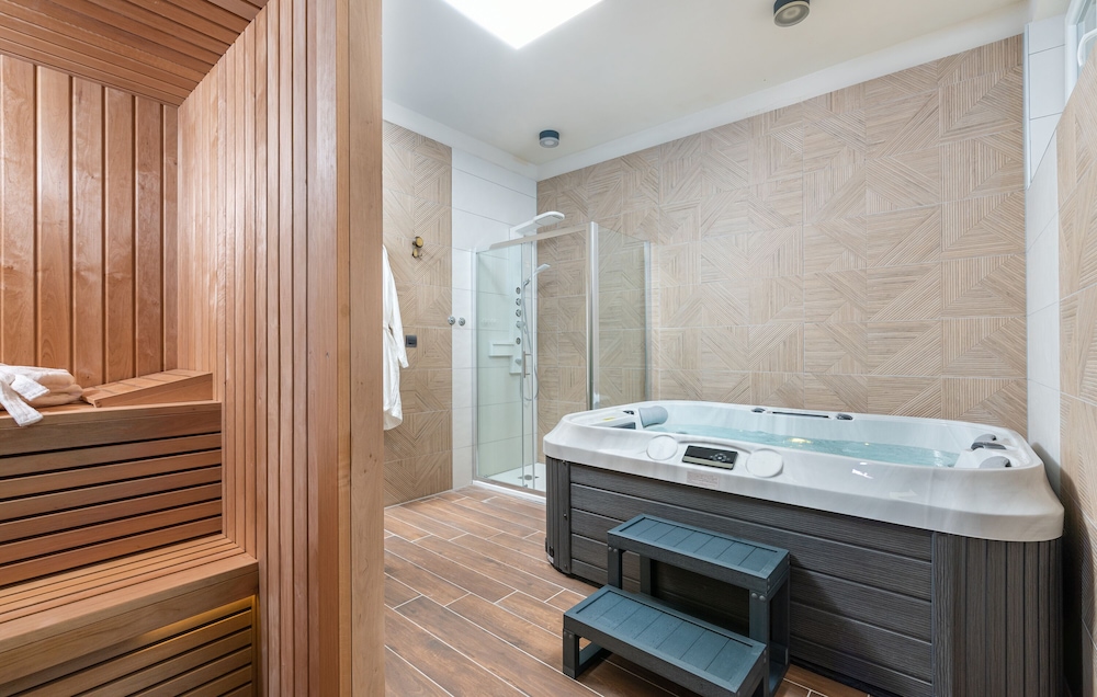 Hotel Dua Residence 25/50