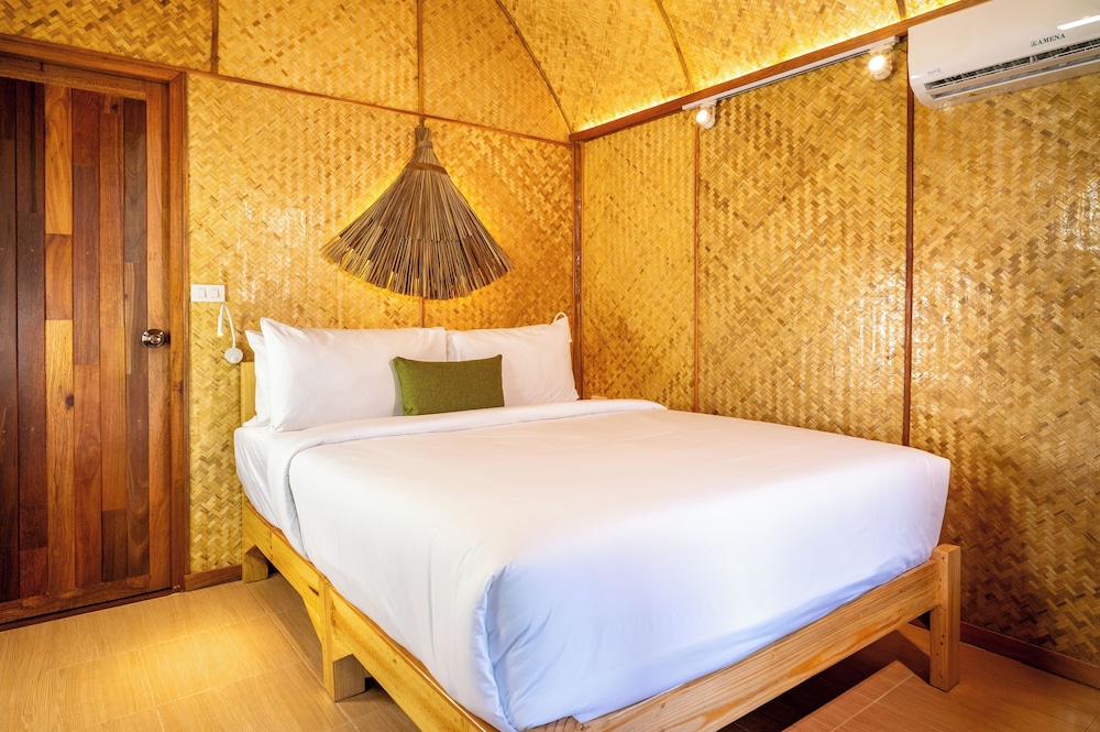 Bamboo, Cottage, Double Bed