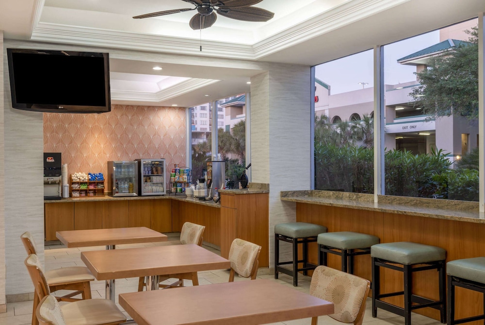 The Sandbar Hotel Myrtle Beach, Trademark Collection by Wyndham 62/80