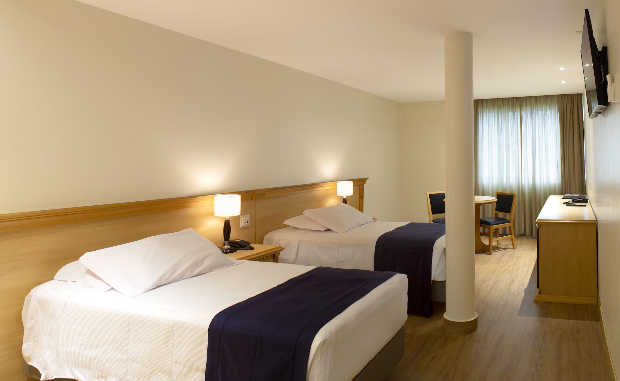 SUPERIOR, TWIN BEDS