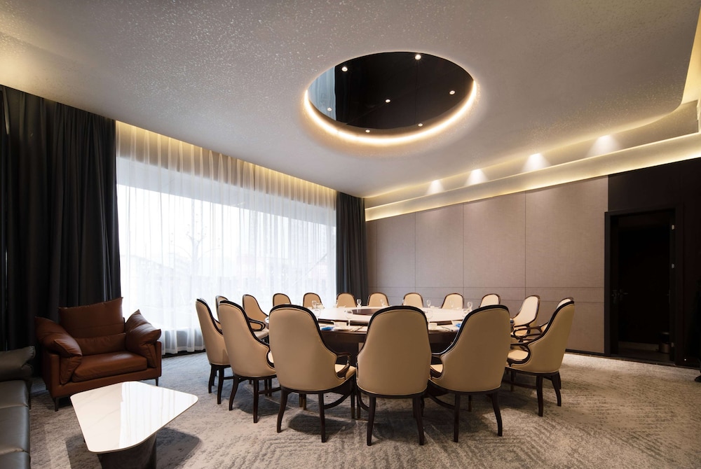 Days Hotel by Wyndham Chongqing Chenjiaping 34/44