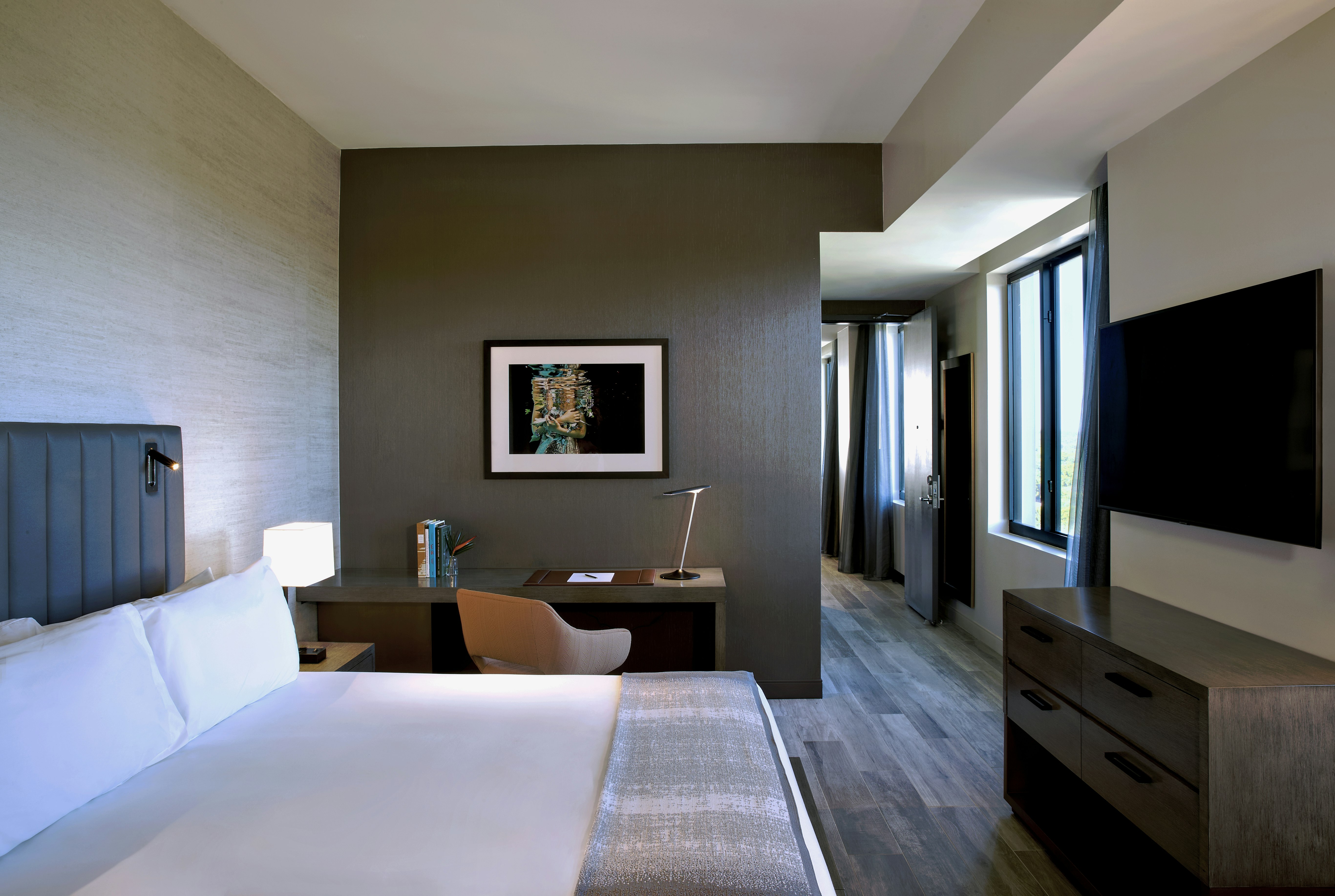 THesis Hotel Miami Coral Gables, Curio Collection by Hilton 31/80