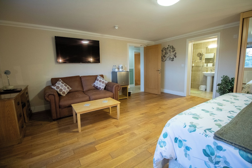 Lovesgrove Country Guest House 20/50