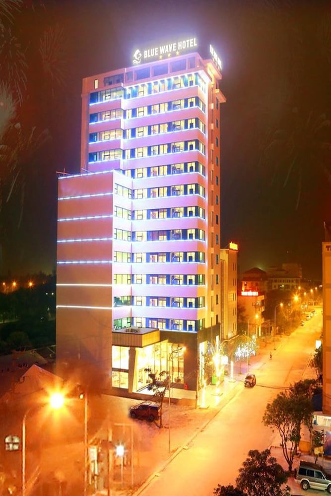 Blue Wave Hotel 1/38