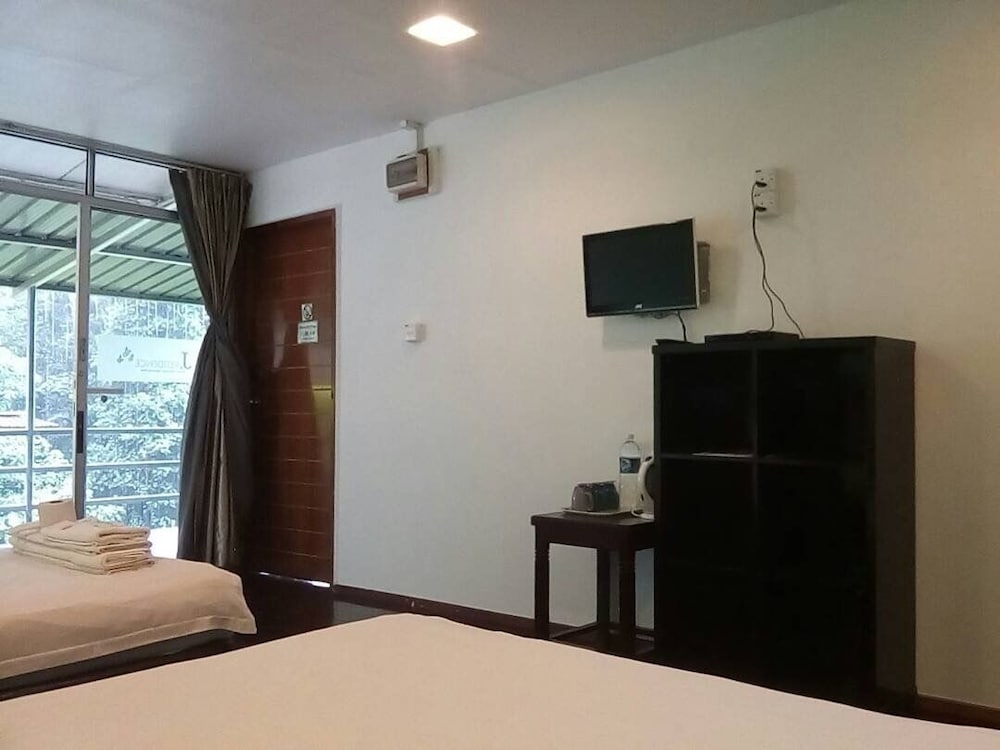 J Residence 12/60