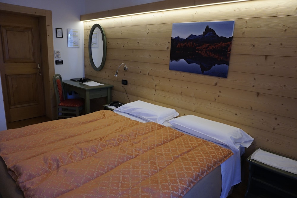 Montana Hotel 28/69