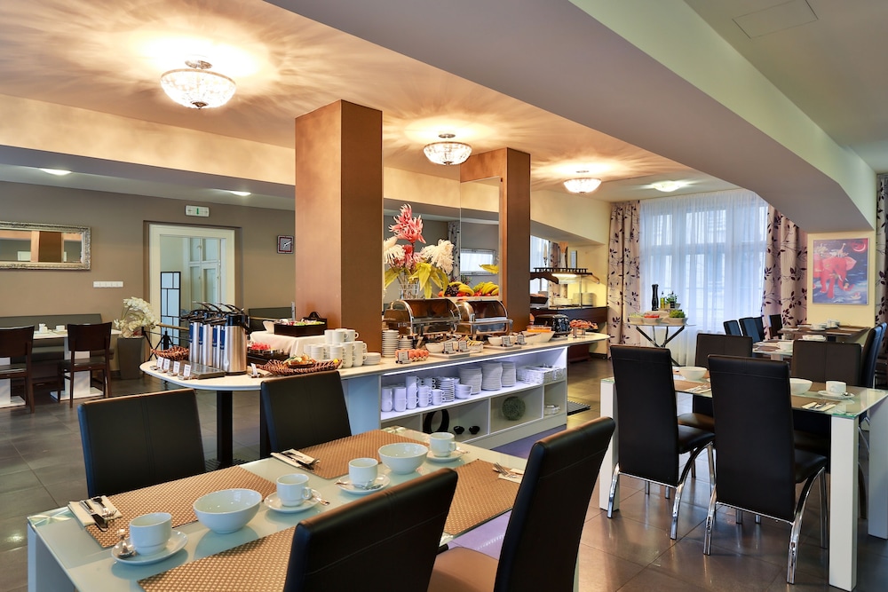 Elysee Hotel Prague 54/66