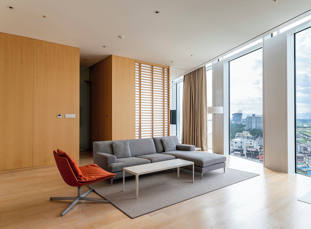 Seamarq Hotel 53/70