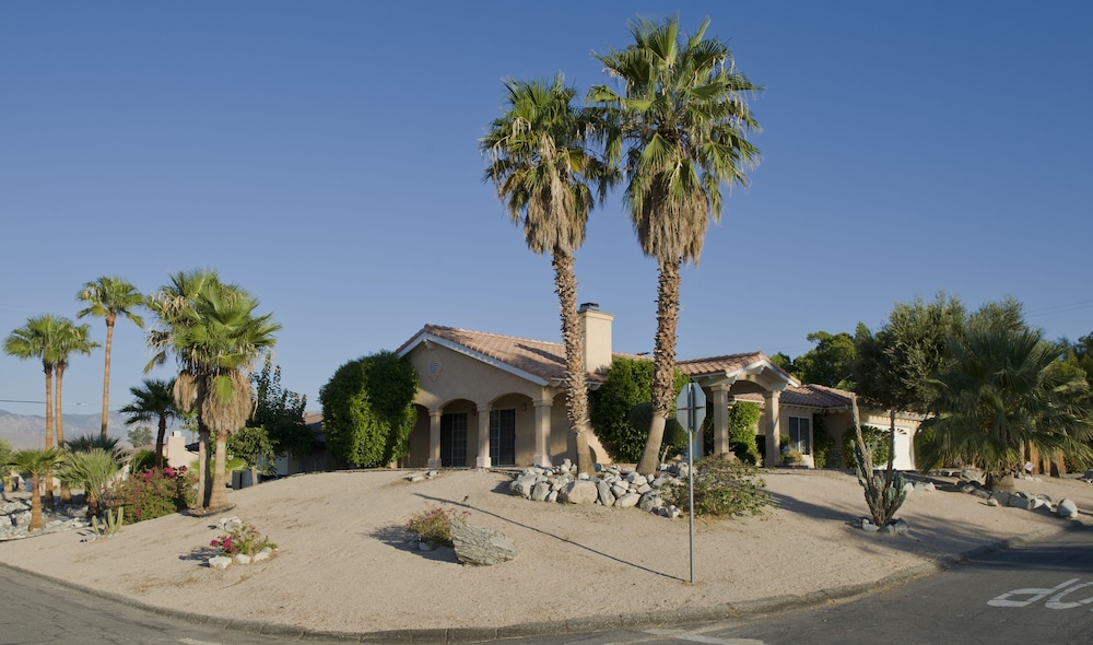 Miracle Springs Resort Spa 5/71