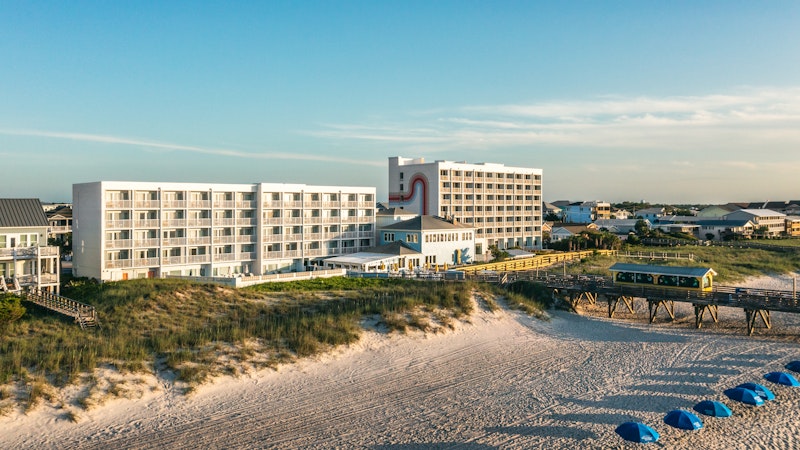Golden Sands Carolina Beach Oceanfront Tapestry by Hilton 1/38