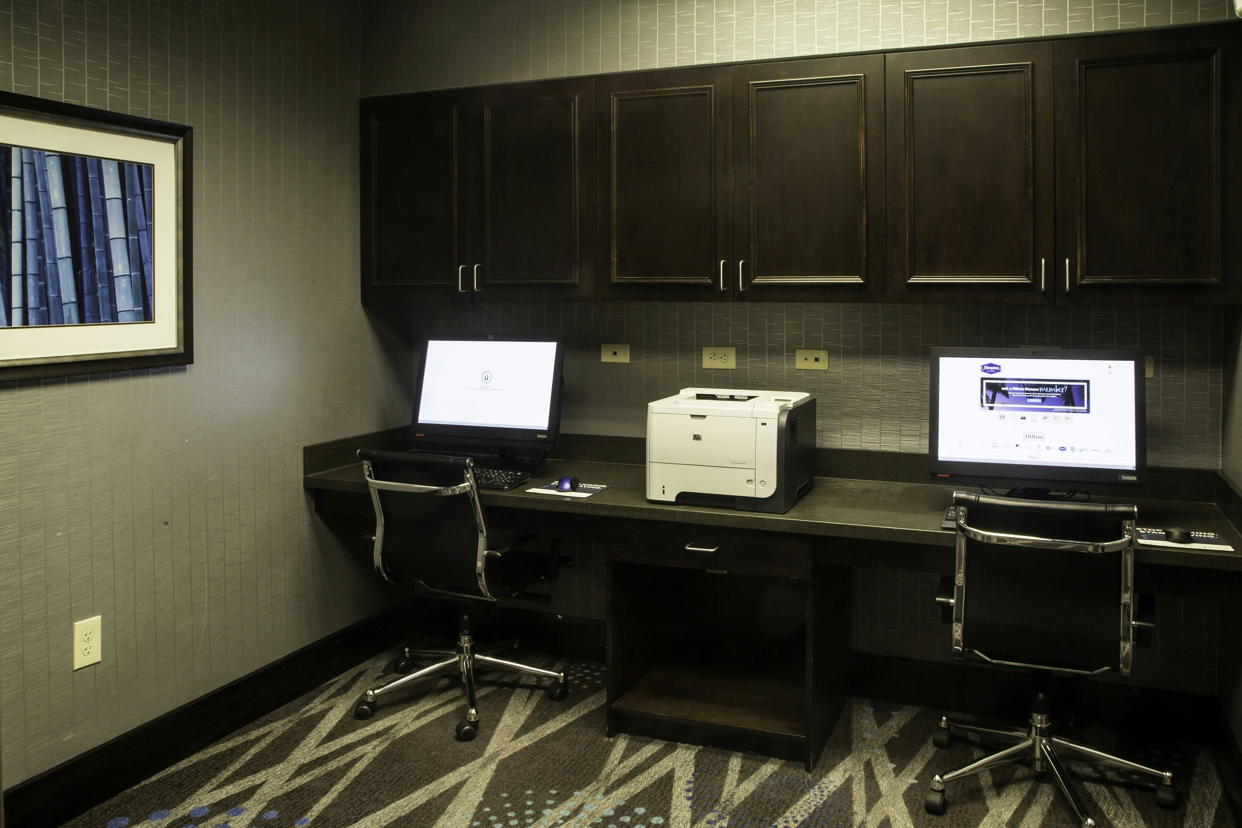 Hampton Inn Oxford Conference Center 74/82