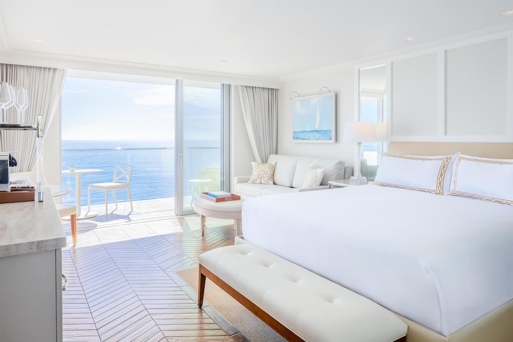 Premium, Studio, King Bed, Ocean Front, Accessible