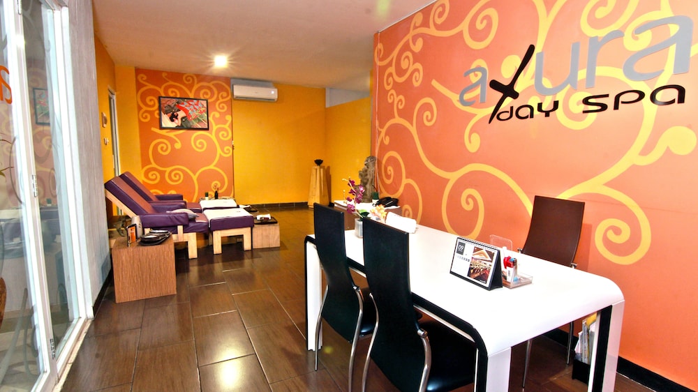 Grand Tjokro Yogyakarta 70/73