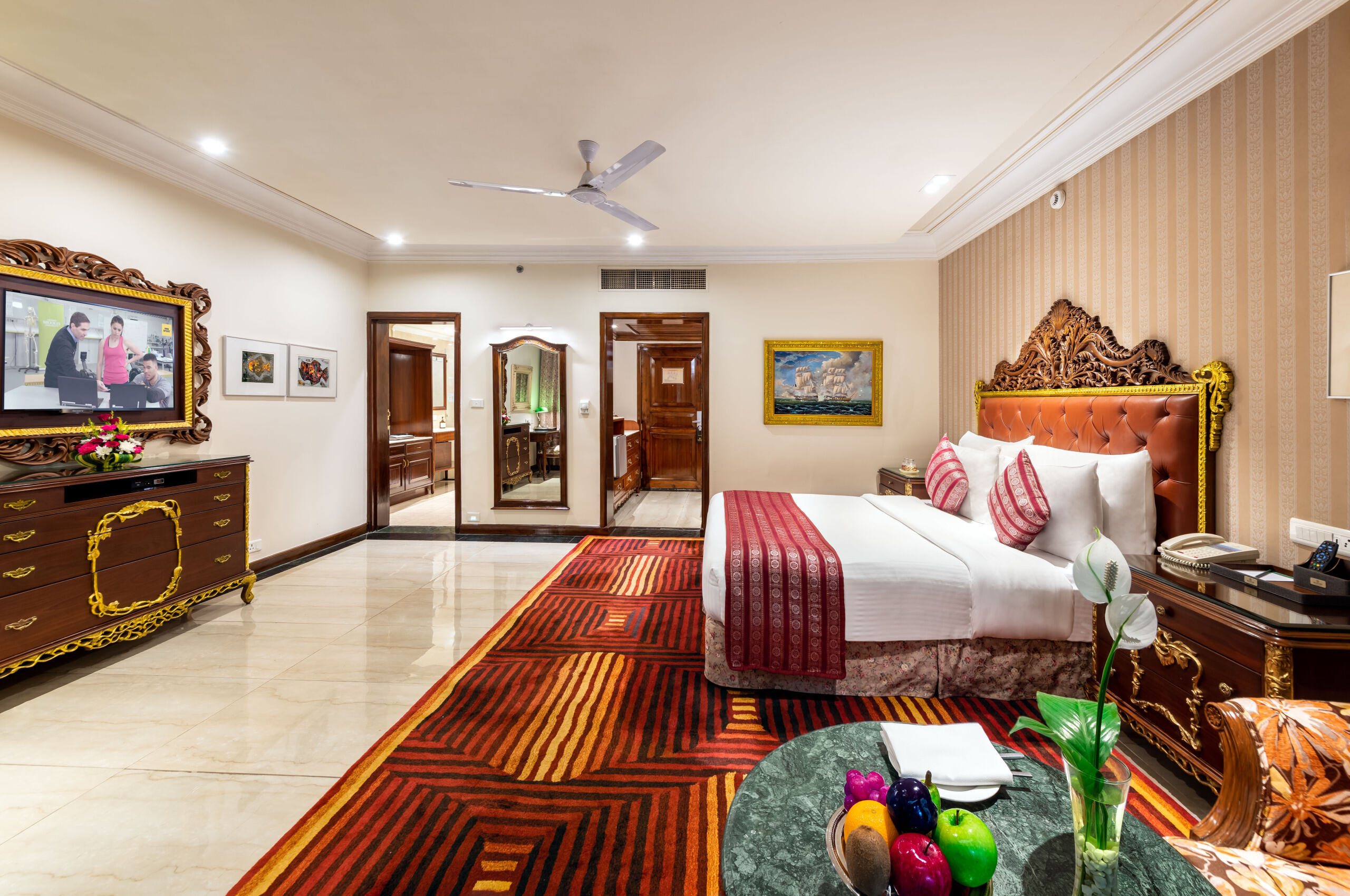 Executive, Cottage, Single, King Bed, Lagoon View