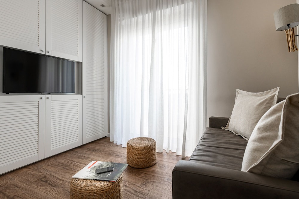 Litoraneo Suite Hotel 42/54