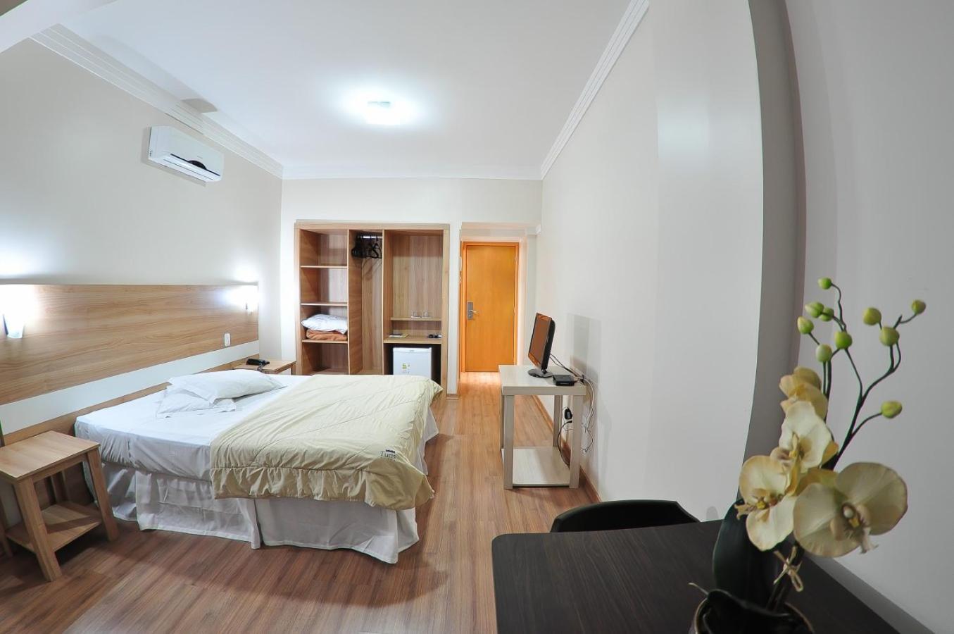 Turis Hotel - Passo Fundo 12/30