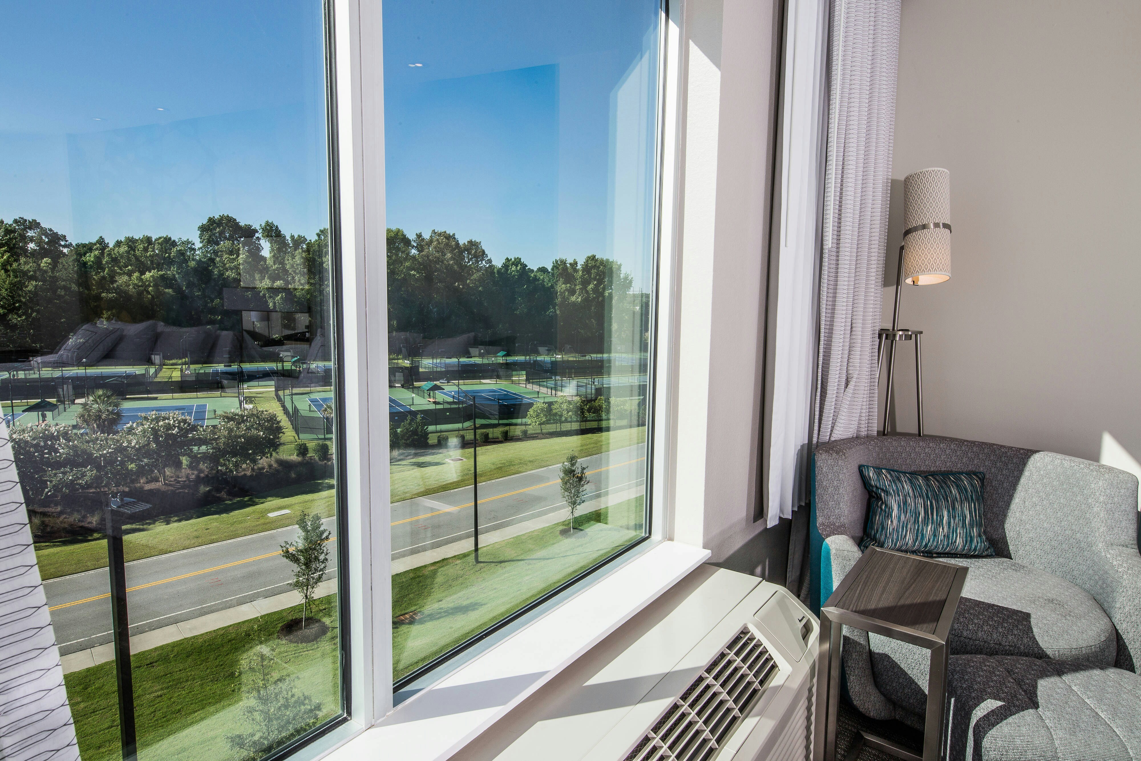 Courtyard By Marriott Columbia Cayce 4/12