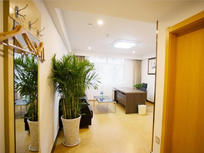 GreenTree Inn Anhui Suzhou Si District Bianhe Avenue Business Hotel 1/23