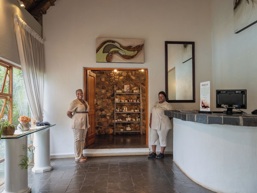 Mabula Game Lodge 8/66