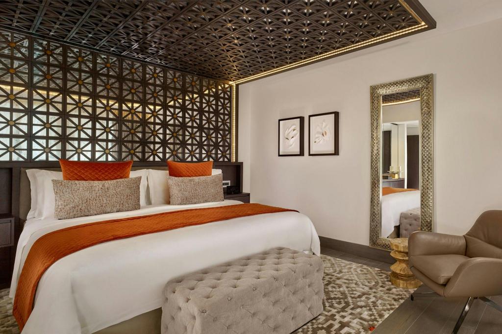 2 Bedrooms, Penthouse, Suite, Twin Beds, King Bed, Sea View, Top Floor