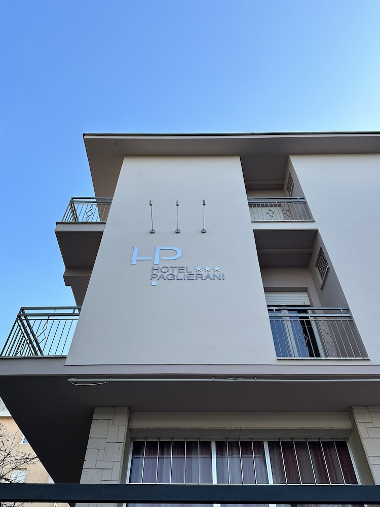 Hotel Paglierani 7/74